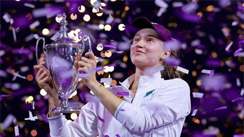 Rybakina nhận tiền thưởng kỷ lục nhờ thắng số 1 thế giới ở chung kết  WTA Finals